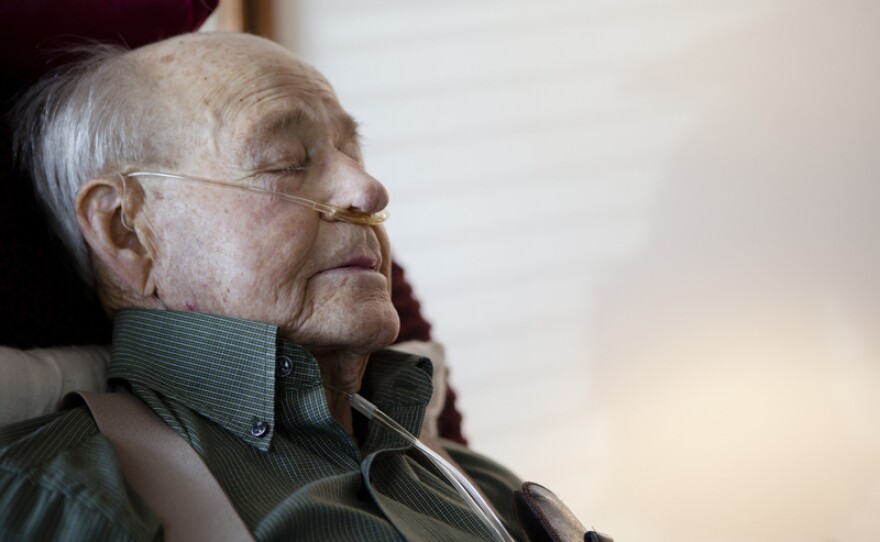 Eighty-nine year old LC Sallis has stage four congestive heart failure.  He passes the time sitting on a recliner watching television in his San Diego home.