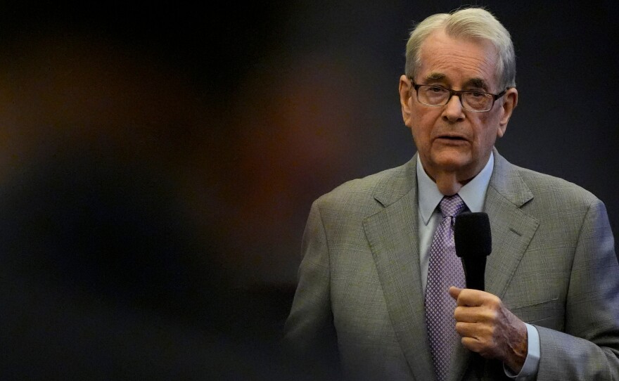 Florida state Sen. Donald Gaetz speaks on the Senate floor in favor or redistricting during the debate Wednesday.