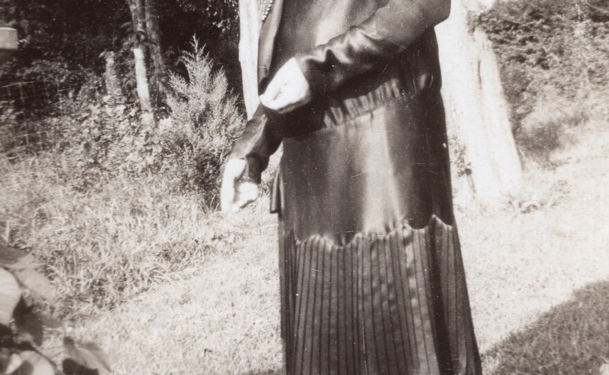 Harry Burn's mother, Febb Burn, was a widow and ran the family farm. She was college educated, a voracious newspaper reader and a strong supporter of women's suffrage.