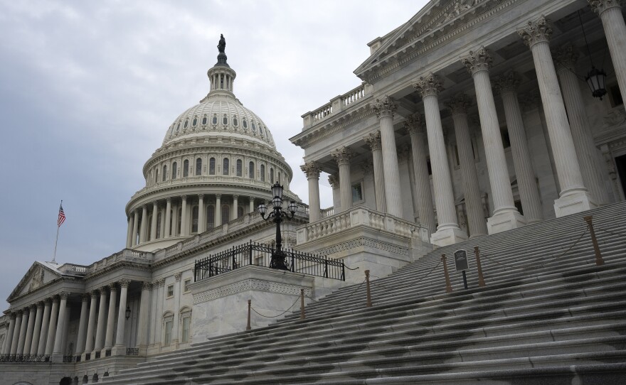 The U.S. Chamber of Commerce did not incorporate its climate commitments into its annual report card on how members of Congress voted, according to an analysis from an environmental think tank.