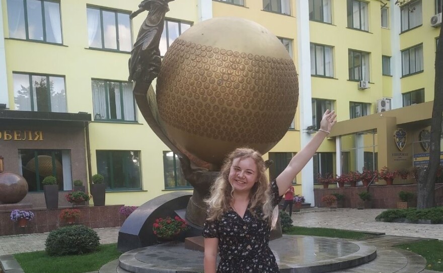 Before the war, Daria Samotuga attended classes in-person at Alfred Nobel University in Dnipro, Ukraine.