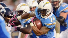 Runningback Ryan Mathews #24 of the San Diego Chargers runs the ball against the Denver Broncos during the NFL game at Qualcomm Stadium on October 15, 2012 in San Diego, California.