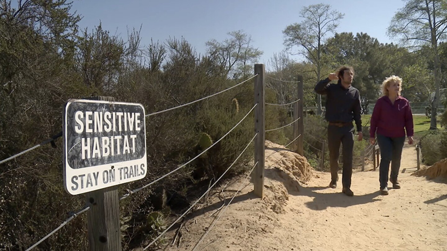 Host Nan Sterman (right) and Director of Horticulture at San Diego Botanic Garden, Tony Gurnoe (left) visit Oak Crest Park trail. Encinitas, Calif.