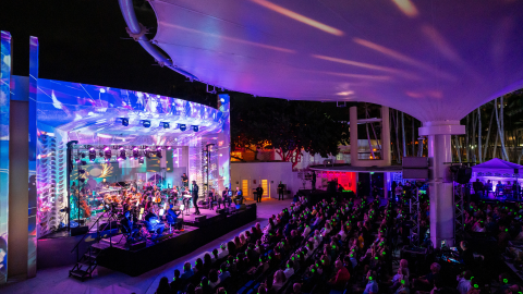 "Four Seasons for The Five Senses" is an innovative and electrifying reimagining of "Four Seasons," the masterpiece by Italian composer and godfather of Baroque music, Antonio Vivaldi.