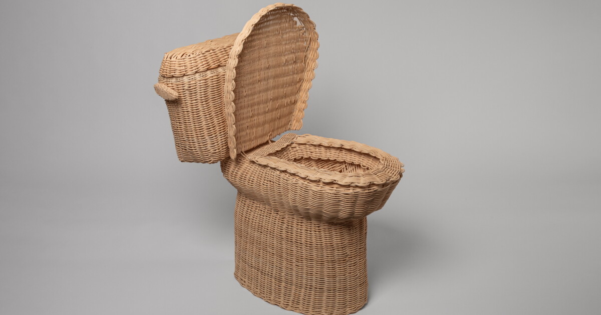 Can a woven toilet make a place feel like home?