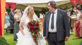 Frank Hathaway (Mark Benton) and Lu Shakespeare (Jo Joyner) in SHAKESPEARE & HATHAWAY-PRIVATE INVESTIGATORS "O Brave New World."