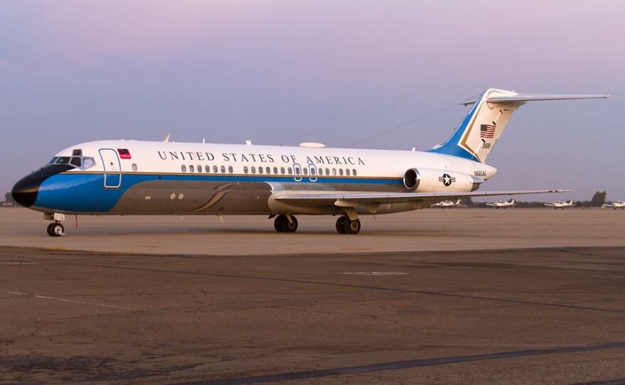 Air Force One arriving at Castle Air Museum
