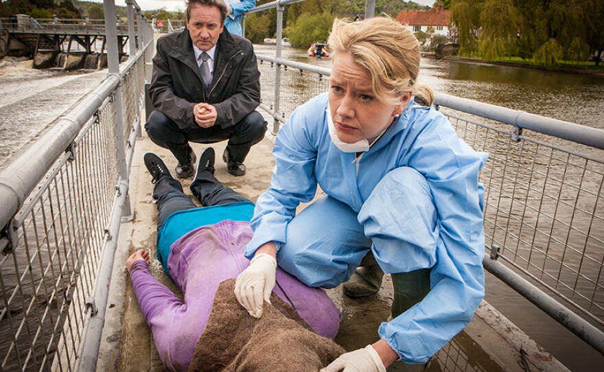 On "Let Us Prey," a series of murders in Midsomer St. Claire seem to be inspired by macabre images on a medieval fresco recently discovered in the church crypt. As the village prepares for storms and flooding it appears that someone is using ancient torture methods to punish modern-day "sinners." But who is responsible and why?