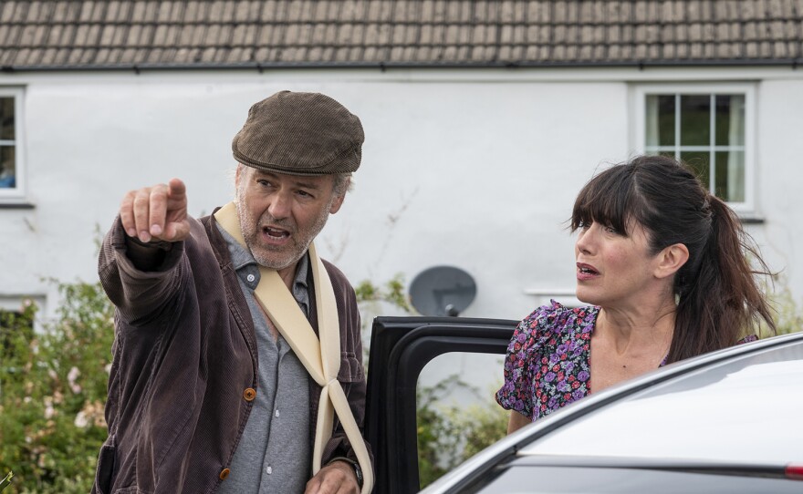 A scene from DOC MARTIN Season 10, Episode 8