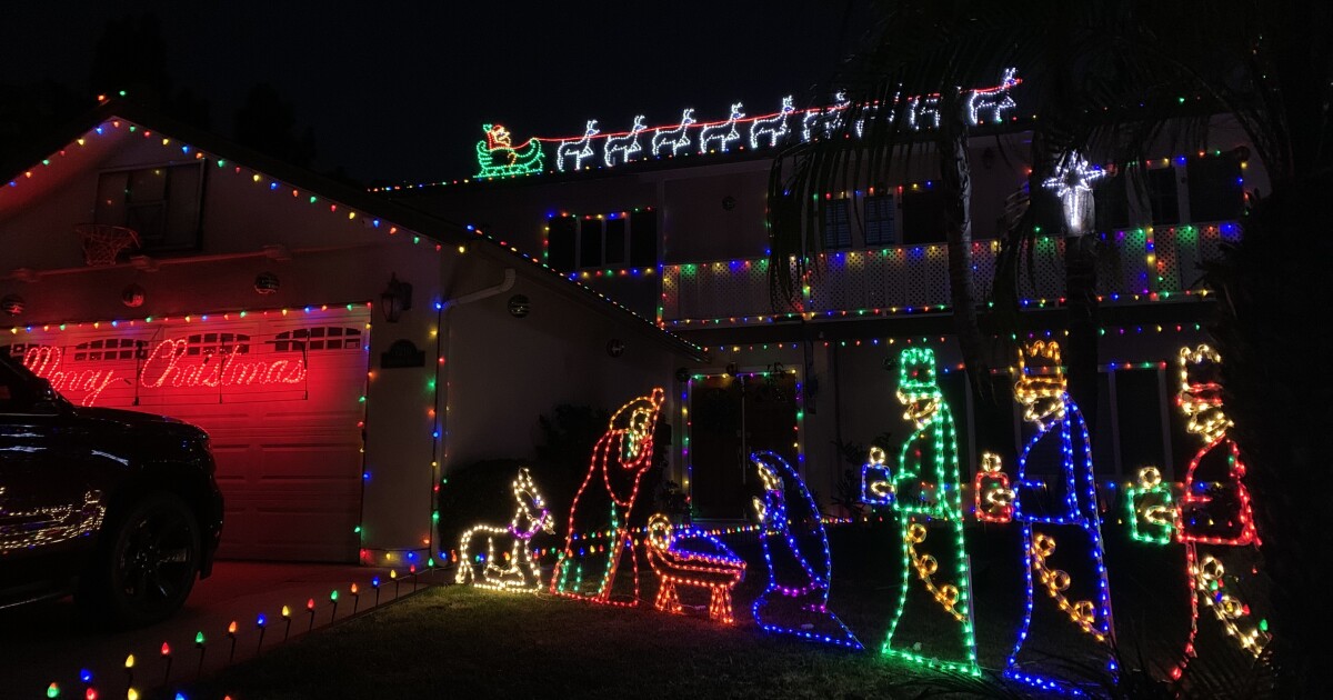 Here's What's Open On Christmas And Christmas Eve In San Diego County