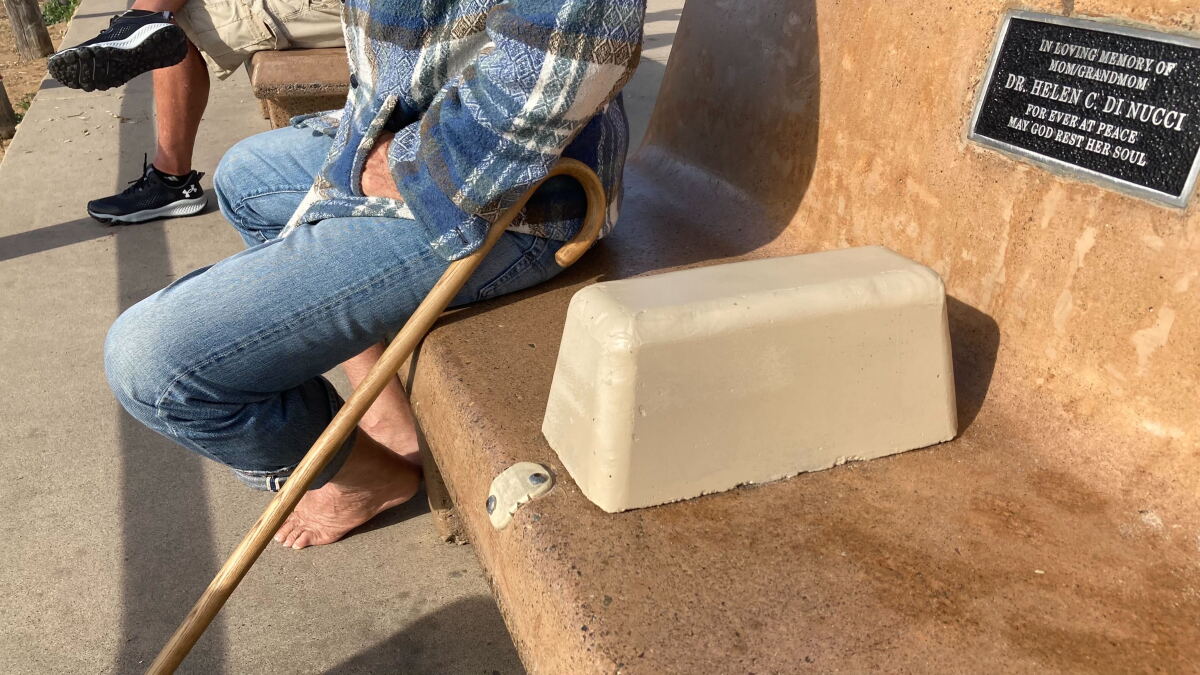 Memorial benches return to Swami's Beach — with addition - Vimarsana News