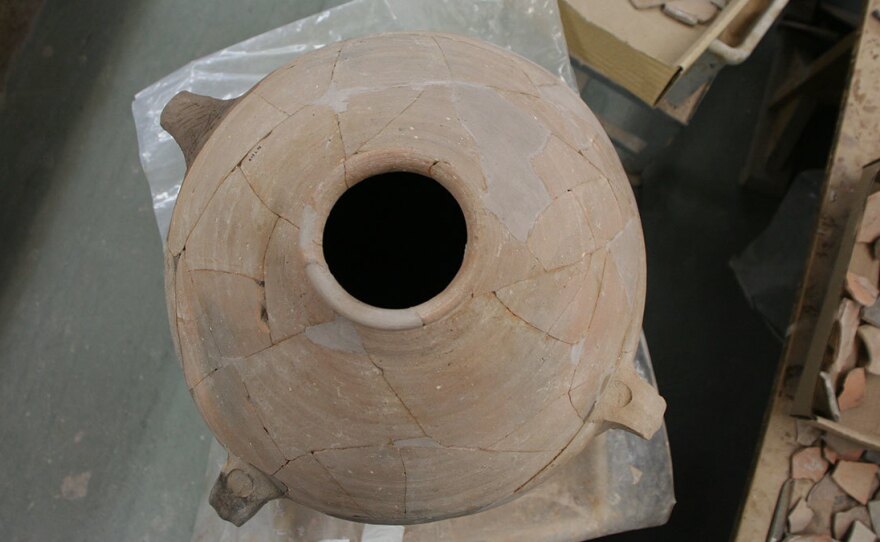 Tiny minerals in the clay of this jar hold information about the strength of the Earth's magnetic field at the time the jar was fired, thousands of years ago.