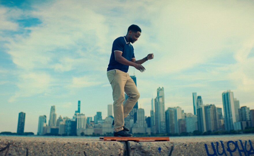 Dulé Hill taps alongside the Chicago lakeshore.