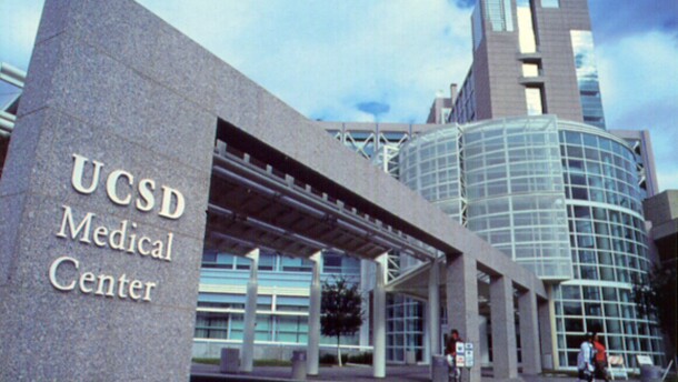 The UCSD Medical Center in Hillcrest offers a natural birth program to expecting mothers.