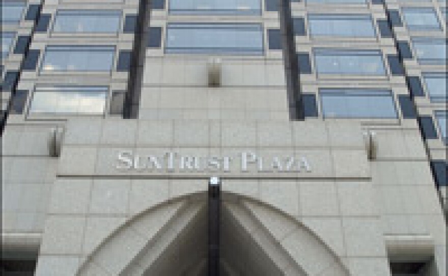 While most regional banks refrained from making subprime loans, analysts say SunTrust Banks Inc., bucked the trend and made these kind of loans in its Florida operations.