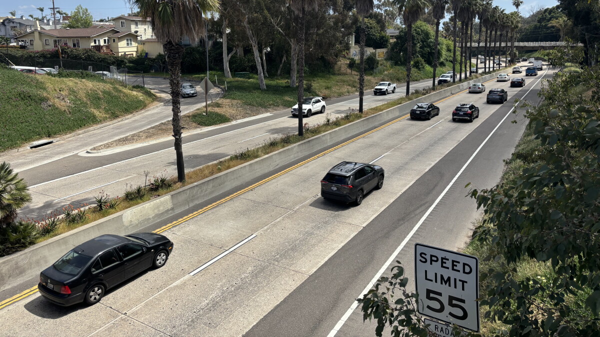 Hillcrest, hungry for park space, looks to the 163 freeway - Vimarsana News