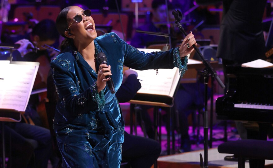 H.E.R. , LA Phil Walt Disney Concert Hall Opening Night Gala