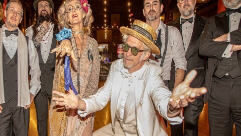 Squirrel Nut Zippers