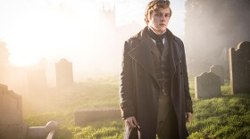 Ben Hardy as the young teacher Walter Hartright in THE WOMAN IN WHITE.
