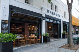 Exterior photo of Barbusa