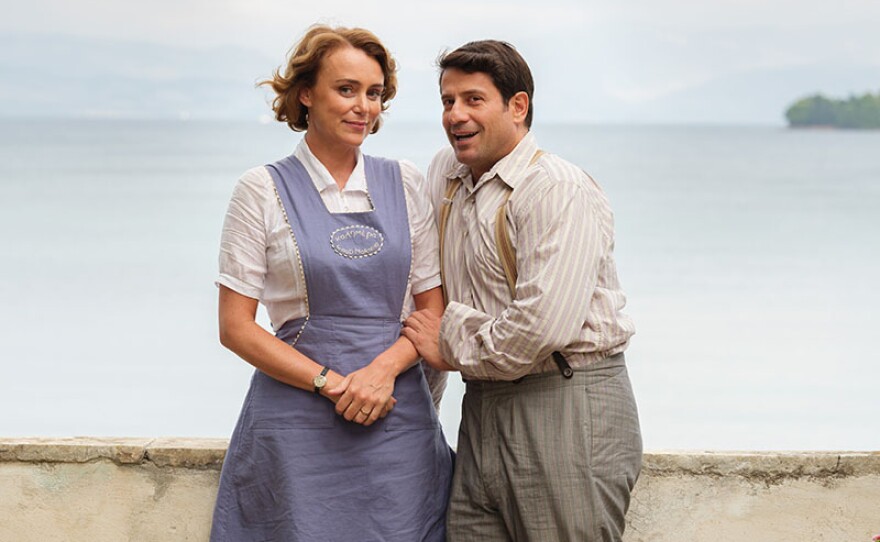Louisa Durrell (KEELEY HAWES) and Spiro (ALEXIS GEORGOULIS)