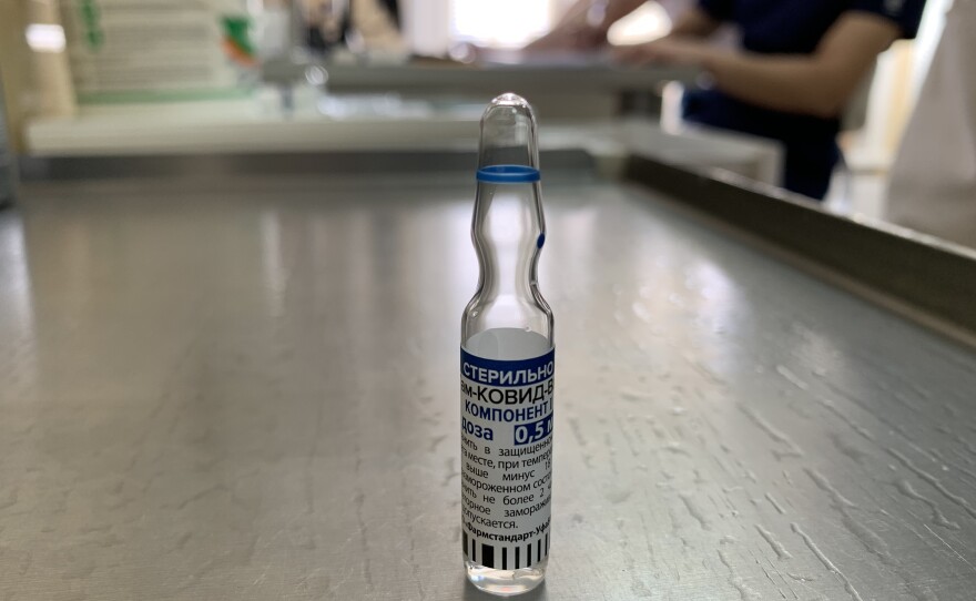 Based on existing technology, Sputnik V uses adenoviruses, the kind of viruses that cause the common cold, to get the immune system to produce antibodies. Inoculation is free of charge and available to seniors and almost anyone else over 18 who is studying or working in a wide range of professions.