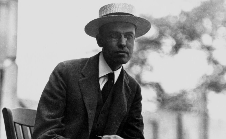 Edward Hopper in Paris, 1907.