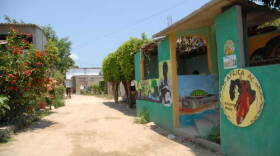 Radio station, Mexico