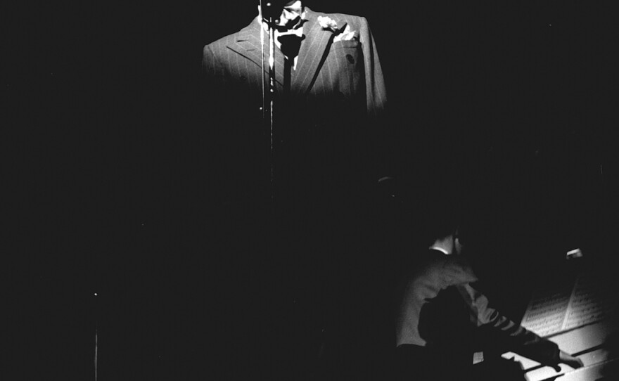 Frank Sinatra captured by photographer William "PoPsie" Randolph during a 1943 concert. Author Ben Yagoda points to Sinatra as one of the interpreters who helped revive the Great American Songbook.