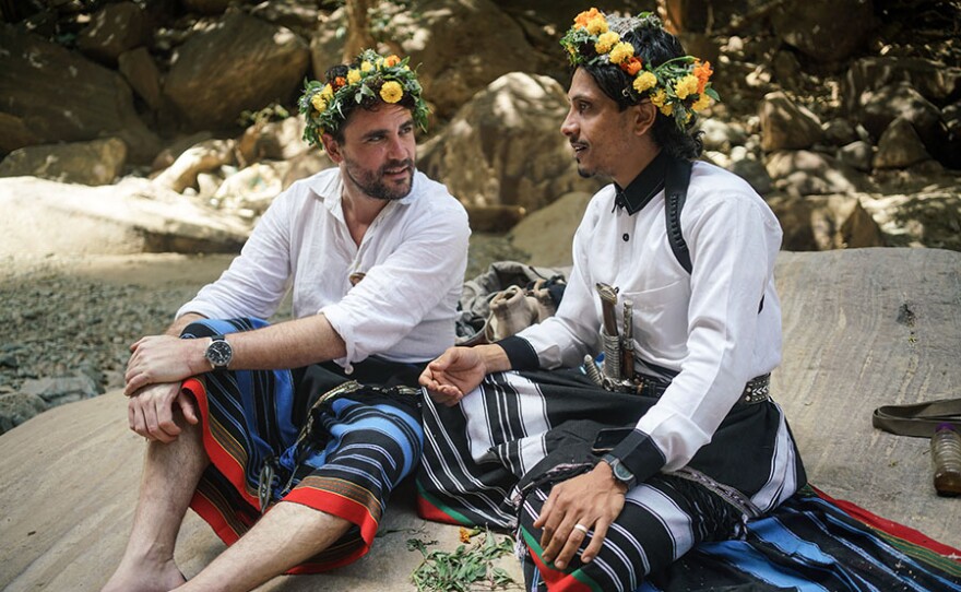 In ARABIA WITH LEVISON WOOD, the military-trained writer and photographer embarks on a rarely ventured route through the challenging environments and remote corners of a little-understood land — Arabia. In the process, he immerses himself in the region's cultures, revealing unique and powerful insights.