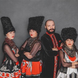 DakhaBrakha