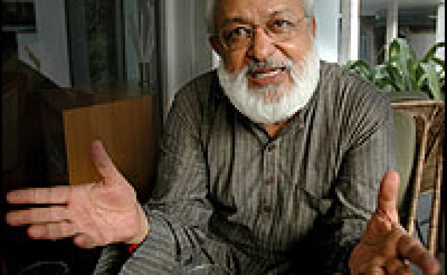 Pushpesh Pant, an Indian food lover, worries that the fine art of Nawabi cuisine is disappearing.