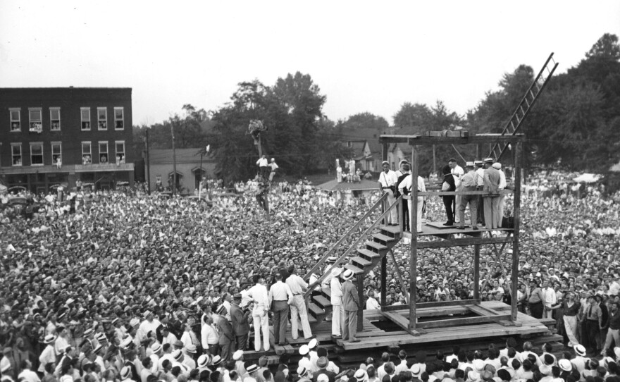 A huge crowd gathers to witness the public hanging of Rainey Bethea in 1936 in Owensboro, Kentucky. Public outrage over the spectacle made Bethea's death the last high-profile public execution in the United States. The Pentagon wants to livestream the firing squad execution of the Fort Hood shooter.