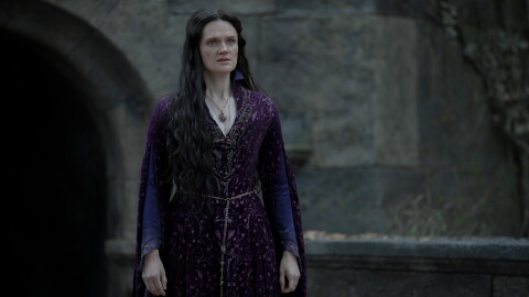 Alys Rivers (Gayle Rankin) meets the parent.