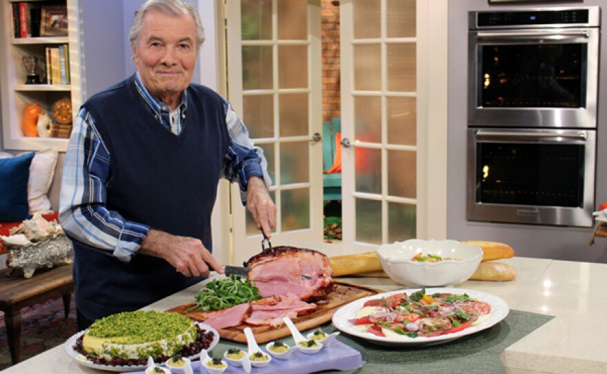 Chef Jacques Pépin carves a grand smoked ham glazed with maple syrup. JACQUES PÉPIN: HEART & SOUL highlights Pépin's 60 years in the kitchen, from his apprenticeship as a 13-year-old cooking in some of Paris' most revered establishments to his 10 years as director of research at Howard Johnson's. 