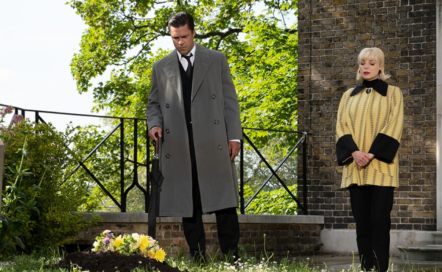 Matthew Aylward (OLLY RIX), Nurse Trixie Franklin (HELEN GEORGE)