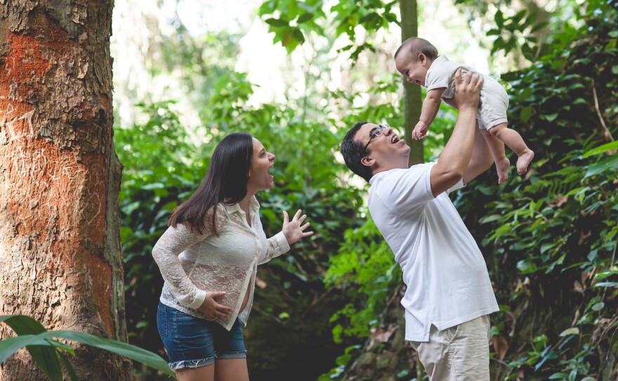 One photographer who shoots pregnancy pictures charges a minimum of $550 for his photo packages.