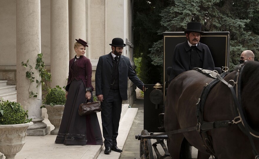 Kate Phillips as Miss Scarlet and Stuart Martin as William
