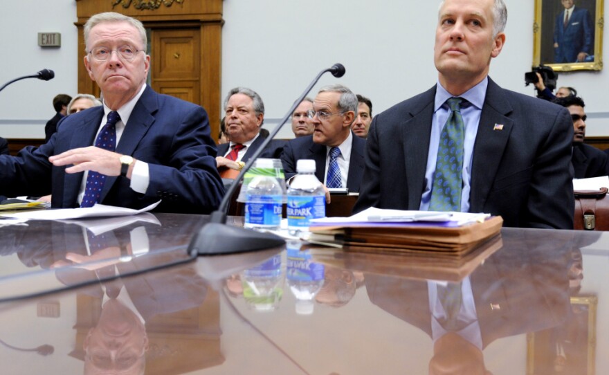 On Dec. 9, 2008, former Freddie Mac CEO Richard Syron (left) and former Fannie Mae CEO Daniel Mudd wait to testify on Capitol Hill in Washington. The Securities and Exchange Commission has brought civil fraud charges against six former top executives at Fannie Mae and Freddie Mac, including Syron and Mudd.
