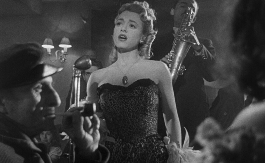 Olga Zubarry stars in "El Vampiro Negro," a film noir from Argentina and a remake of Fritz Lang's "M." (1953)