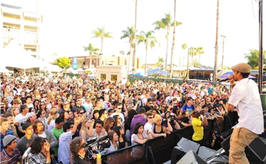 Alternative Southern rap quartet, Nappy Roots, on stage at San Diego IndieFest6, March 2010.