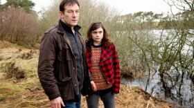 Jason Isaacs as Jackson Brodie and Gwyneth Keyworth as Reggie in "Case Histories."
