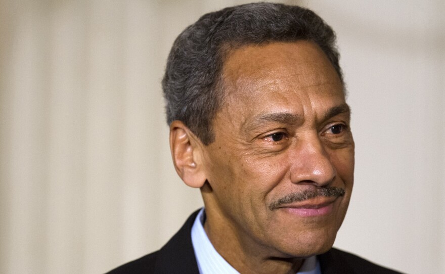 "The challenge is to get lenders to make loans," Federal Housing Finance Authority Director Mel Watt says.