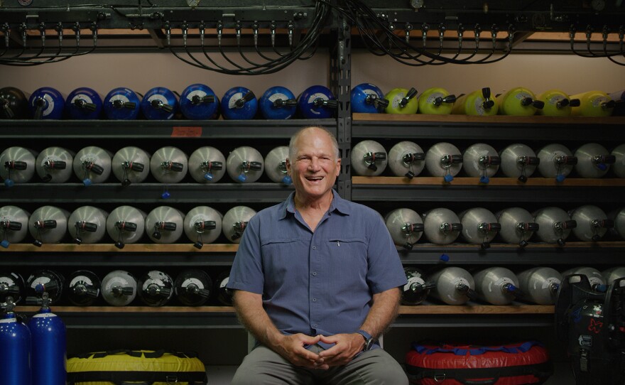 Interview with Alan Friedlander, an American marine ecologist and fisheries scientist focusing on protecting ocean habitats and incorporating traditional indigenous knowledge into contemporary conservation management.