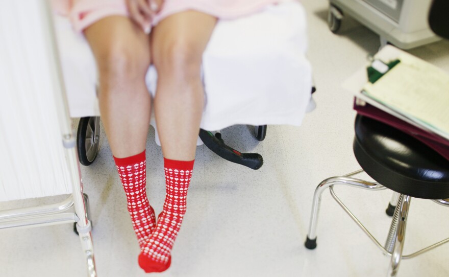 Women often save up questions for an annual office visit that they think don't warrant a sick visit to the doctor during the year, research finds.