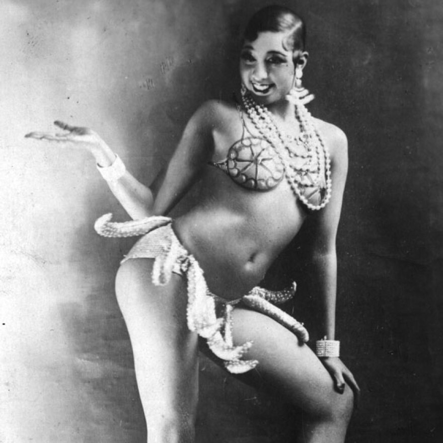American entertainer Josephine Baker (1906 - 1975), in costume for her famous 'banana dance,' January 1, 1925.