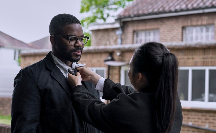 Jovan Adepo and Jin Cheng in <em>3 Body Problem.</em>