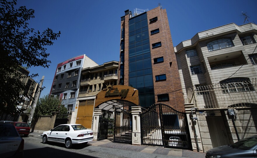 After new U.S. sanctions against Iran were put in place, the flow of medicine and medical supplies has slowed to facilities like the Roshana Cancer Center. The reasons are difficult to pin down.