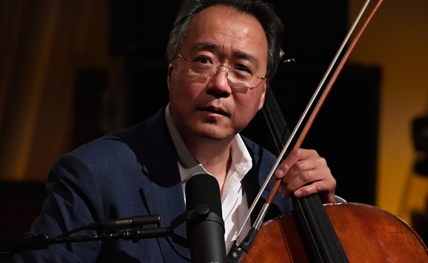 Yo-Yo Ma played Ukraine's national anthem and brought the audience to its feet at the Kennedy Center on Monday.