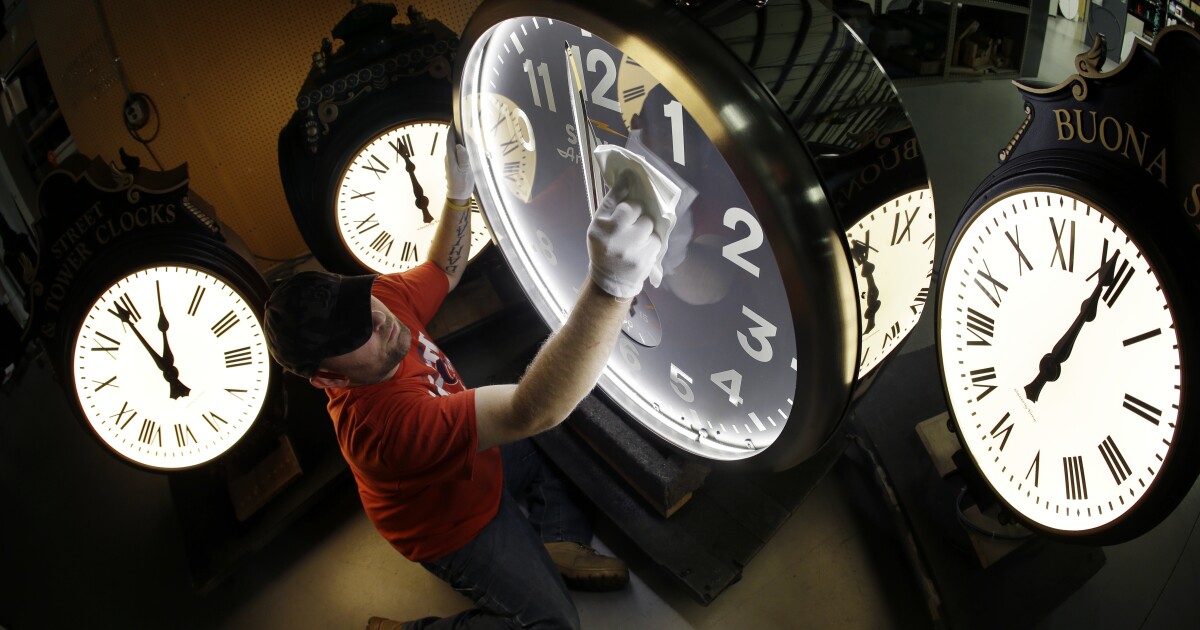 Time For A Time Change In US With Return Of Standard Time KPBS Public